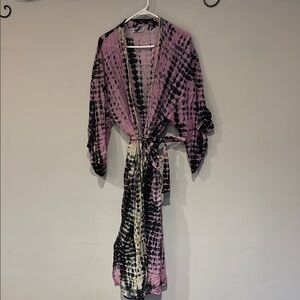 Pink & silver Tie-Dye Kimono Robe - Pink and Black